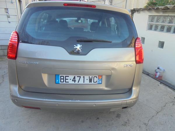 Image arrière de la voiture